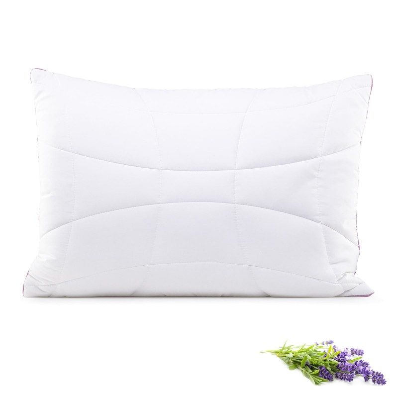 Klasičan oblik jastuka Lavander Provance je univerzalan jer je prikladan za sve položaje spavanja. Nježan miris lavande, koji smiruje, uklanja iscrpljenost i nesanicu, daje vam dodatnu udobnost dok spavate. Jastuk je u cijelosti periv na 60°C.