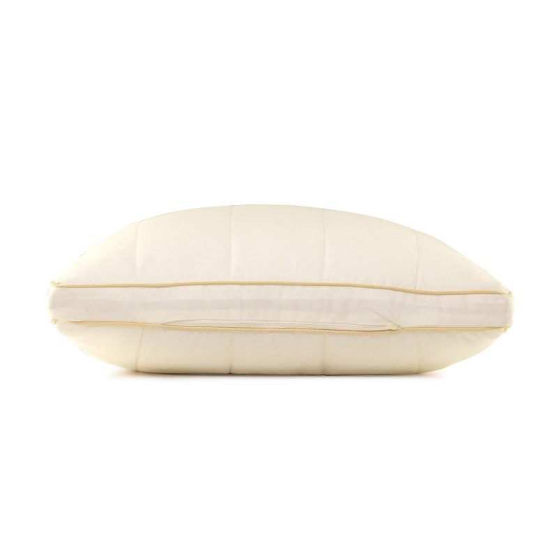 Klasičan oblik All Sides Sleep jastuka uvjerit će vas svojom univerzalnošću. Jastuk je primjeren za sve položaje spavanja. Vaša koža je u dodiru sa 100% nebijeljenim pamukom i bambusovim vlaknima koji pružaju još više svježine i higijensko okruženje za spavanje. Jastuk je u cijelosti periv na 60 °C.