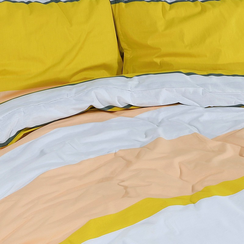 Vrijeme je za potpuno uživanje u modernim pamučnim posteljinama! Posteljina Autumn Dream od renforce platna, mekane tkanine, jednostavne za održavanje. Neka vas oduševi moderan dizajn s prugastim uzorkom za udoban i ugodan san. Posteljina je periva na 40 °C.