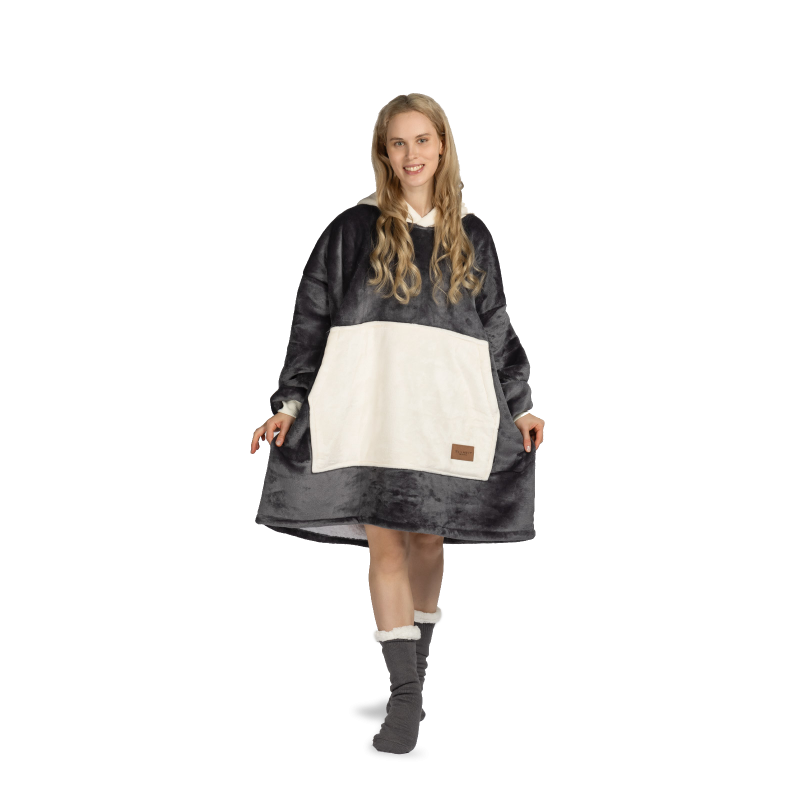 Hoodie deka za odrasle Svilanit Midnight Charm + Poklon čarape
