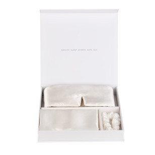 Svilanit set od vrhunske mulberry svile White Queen