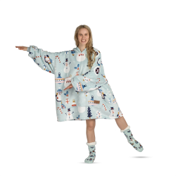 Hoodie deka za odrasle Svilanit Winter Wonderland + Poklon čarape